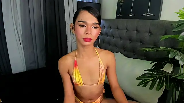 asianpetiteprincess online show from March 2026 06:01:01 PM