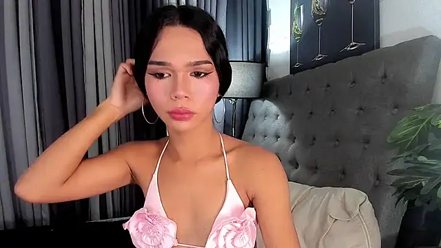 Snapshot of asianpetiteprincess chatting on May 2026 03:06:02 PM asianpetiteprincess online show from May 2026 03:06:02 PM