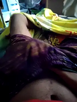 Snapshot of osc-sengom21 chatting on December 2025 02:51:01 PM osc-sengom21 online show from December 2025 02:51:01 PM