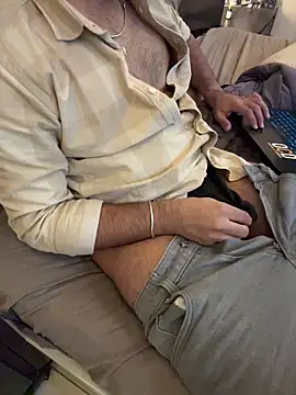 BlahNextDoor online show from December 2025 09:08:02 PM