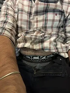 BlahNextDoor online show from December 2025 05:14:02 PM