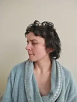 Snapshot of Amy01112 chatting on June 2026 02:15:01 PM Amy01112 online show from June 2026 02:15:01 PM