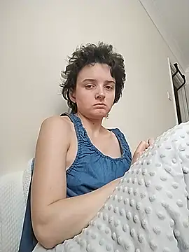 Snapshot of Amy01112 chatting on July 2026 10:26:01 AM Amy01112 online show from July 2026 10:26:01 AM