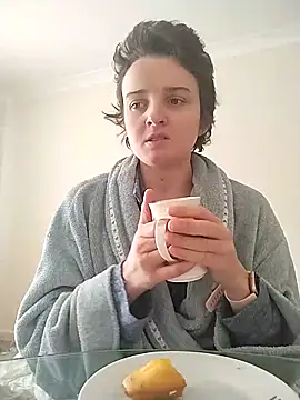 Amy01112 online show from April 2026 12:57:01 PM