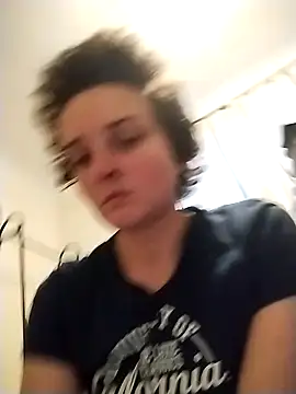 Amy01112 online show from May 2026 07:30:01 PM
