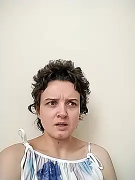 Amy01112 online show from May 2026 12:01:02 PM