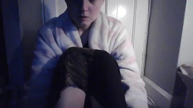 Amy01112 online show from December 2025 03:39:02 PM