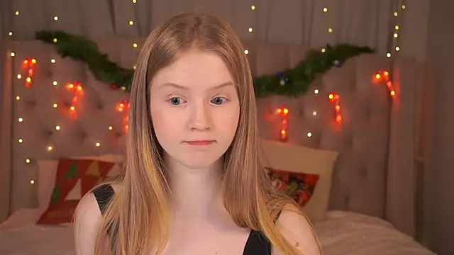 LilianHoward online show from December 2025 12:18:02 PM