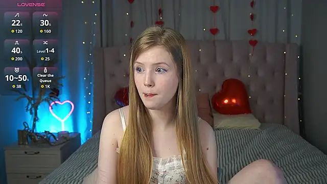 LilianHoward online show from February 2026 12:03:02 PM