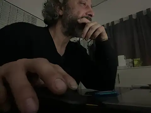 Petebulimia online show from May 2026 10:00:02 AM