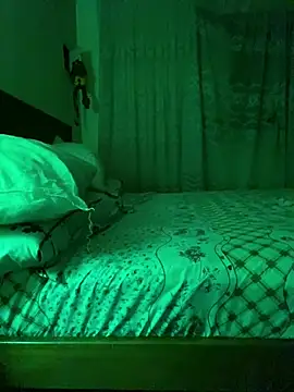 Snapshot of Petebulimia chatting on February 2026 04:45:02 AM Petebulimia online show from February 2026 04:45:02 AM