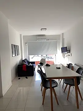 Petebulimia online show from April 2026 08:01:01 PM