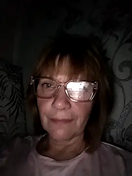 MichelleLove48 online show from April 2026 07:30:01 PM