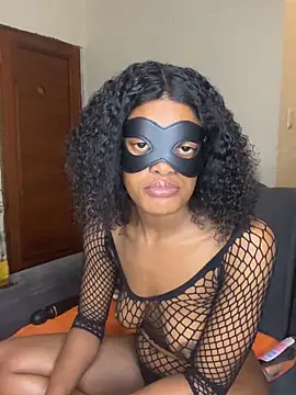 Fancy Face28 online show from December 2025 07:34:02 PM