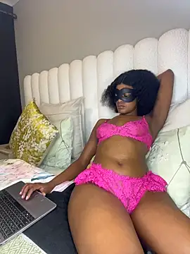 Fancy Face28 online show from April 2026 06:10:01 PM