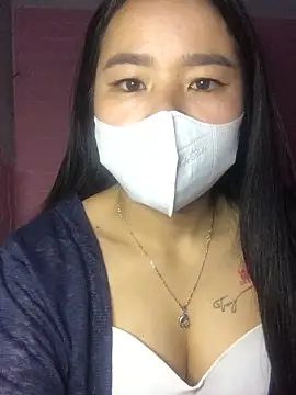 Snapshot of -Lisa-03 chatting on December 2025 11:49:03 PM -Lisa-03 online show from December 2025 11:49:03 PM