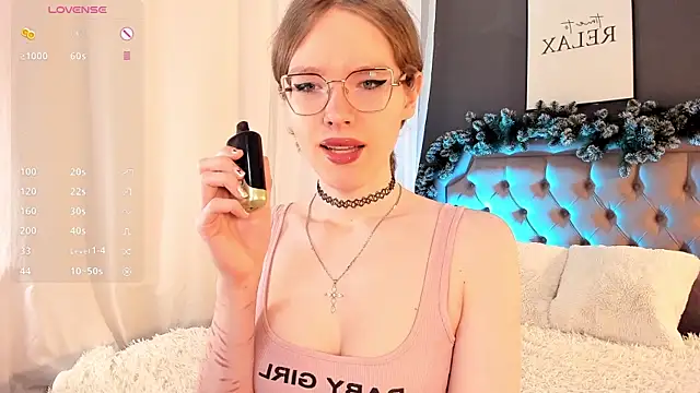 AnGee  online show from January 2026 11:49:02 AM