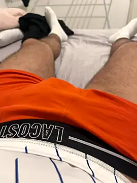 grosqueue3838 online show from December 2025 05:36:01 PM