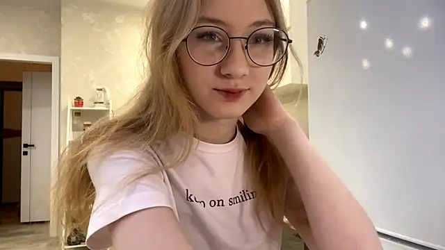 MargyDejong online show from December 2025 02:21:02 PM