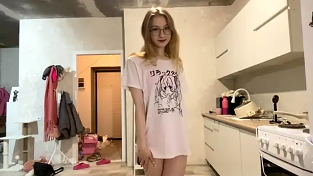 MargyDejong online show from December 2025 06:18:02 PM