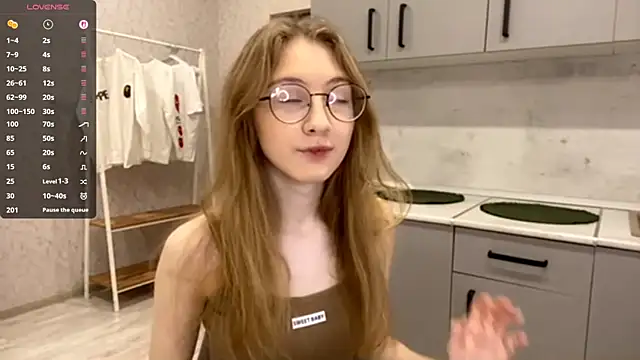 MargyDejong online show from December 2025 02:41:02 PM