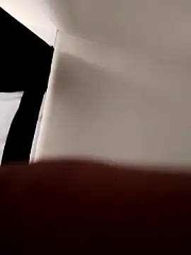 Snapshot of souseu83 chatting on December 2025 06:25:01 PM souseu83 online show from December 2025 06:25:01 PM