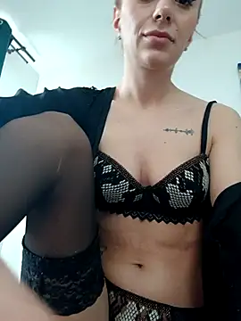 ellie-blue online show from December 2025 09:10:01 AM