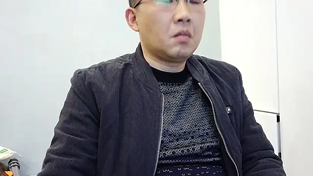 tudou9899 online show from January 2026 04:33:01 PM