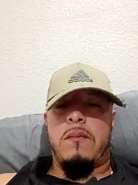 Lalin2323 online show from March 2026 02:04:01 AM