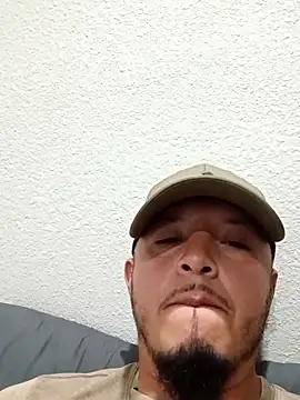 Lalin2323 online show from February 2026 10:18:02 PM