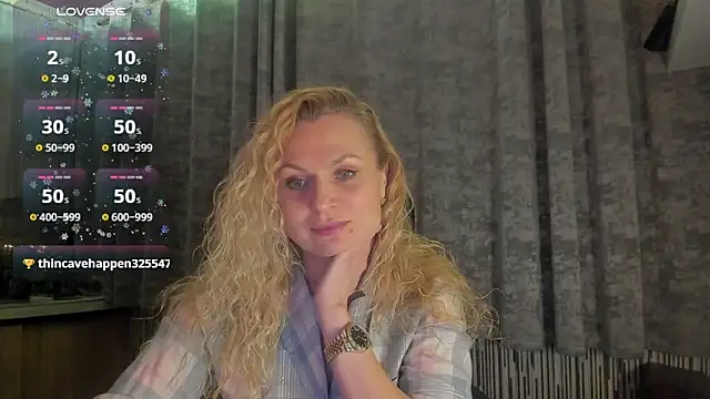 LanaLight x online show from April 2026 08:37:02 PM