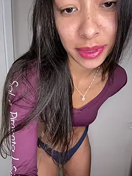 HosanaKim online show from July 2026 01:17:02 AM