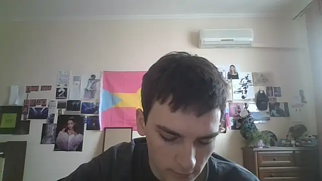 leo cutie online show from February 2026 10:15:02 AM