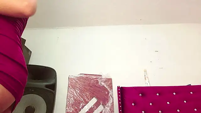 lucy devil23 online show from December 2025 10:04:01 PM