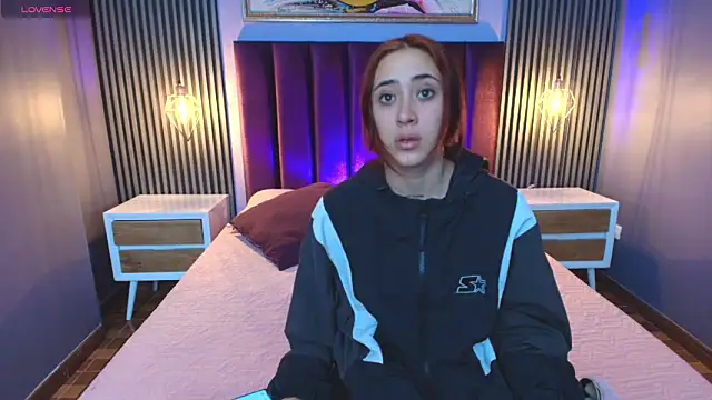 Ariana collinss online show from February 2026 12:01:02 PM