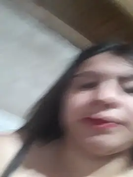 Snapshot of Estefanny_Lolyy chatting on July 2026 02:05:17 AM Estefanny Lolyy online show from July 2026 02:05:17 AM