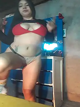 Estefanny Lolyy online show from May 2026 03:28:02 AM