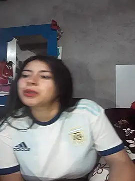 Snapshot of Estefanny_Lolyy chatting on July 2026 01:30:01 AM Estefanny Lolyy online show from July 2026 01:30:01 AM