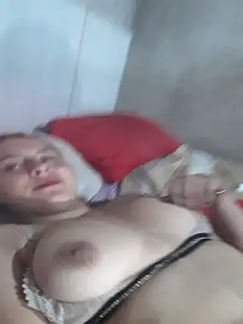 Snapshot of Estefanny_Lolyy chatting on January 2026 04:16:01 AM Estefanny Lolyy online show from January 2026 04:16:01 AM