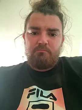 Snapshot of Fafane25 chatting on March 2026 04:03:01 PM Fafane25 online show from March 2026 04:03:01 PM