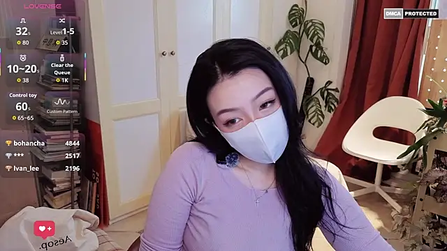 nayomi 34f online show from April 2026 04:57:01 AM