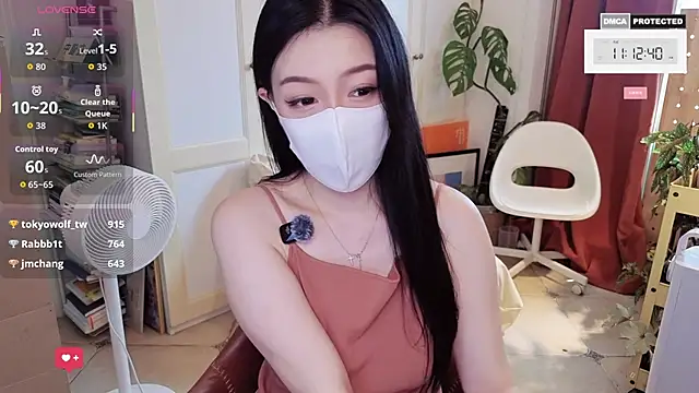 Snapshot of nayomi_34f chatting on May 2026 03:14:01 AM nayomi 34f online show from May 2026 03:14:01 AM