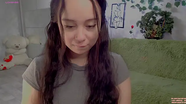 AlinaEleven online show from July 2026 10:06:01 PM
