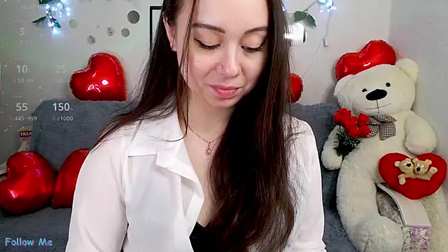 AlinaEleven online show from April 2026 09:21:01 PM