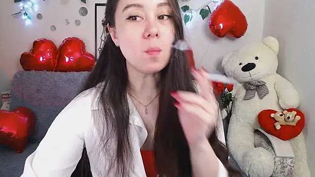 AlinaEleven online show from May 2026 04:05:01 AM