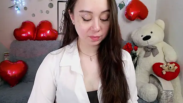 AlinaEleven online show from May 2026 10:57:01 PM