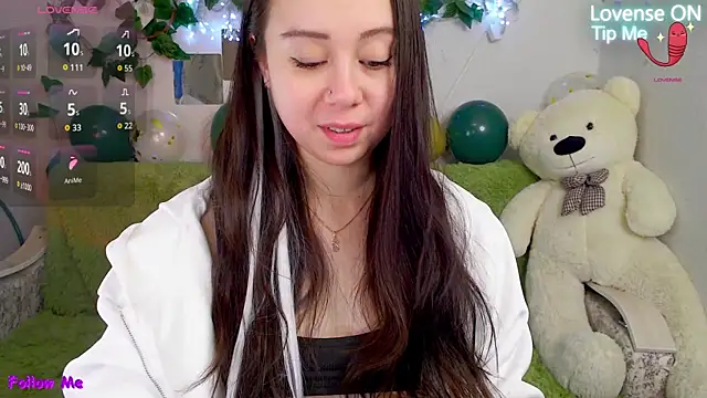 AlinaEleven online show from December 2025 11:43:02 PM