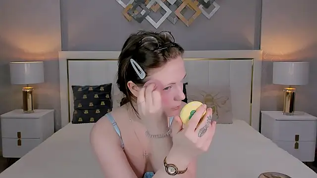 YONA WINK online show from March 2026 05:51:01 AM