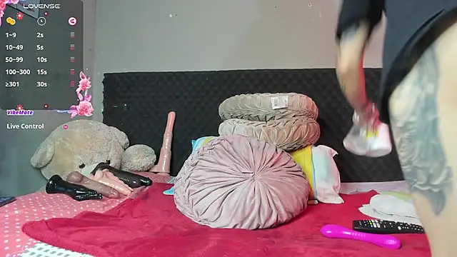 Shadia Squirt online show from March 2026 09:49:01 PM