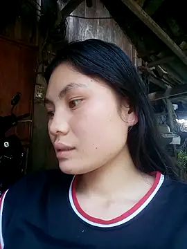 Snapshot of Hilary-123 chatting on March 2026 05:30:01 AM Hilary-123 online show from March 2026 05:30:01 AM